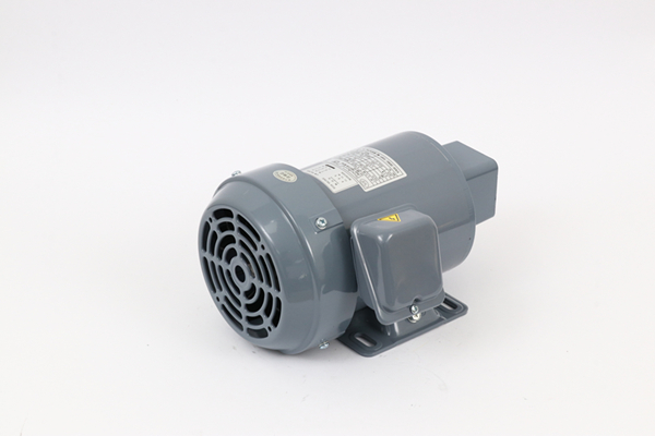 三相交流電機(jī)運(yùn)行期間噪音大是怎么回事？